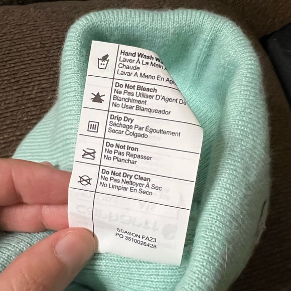 🩵 CARHARTT Light Blue Beanie; One Size - Picture 4 of 4